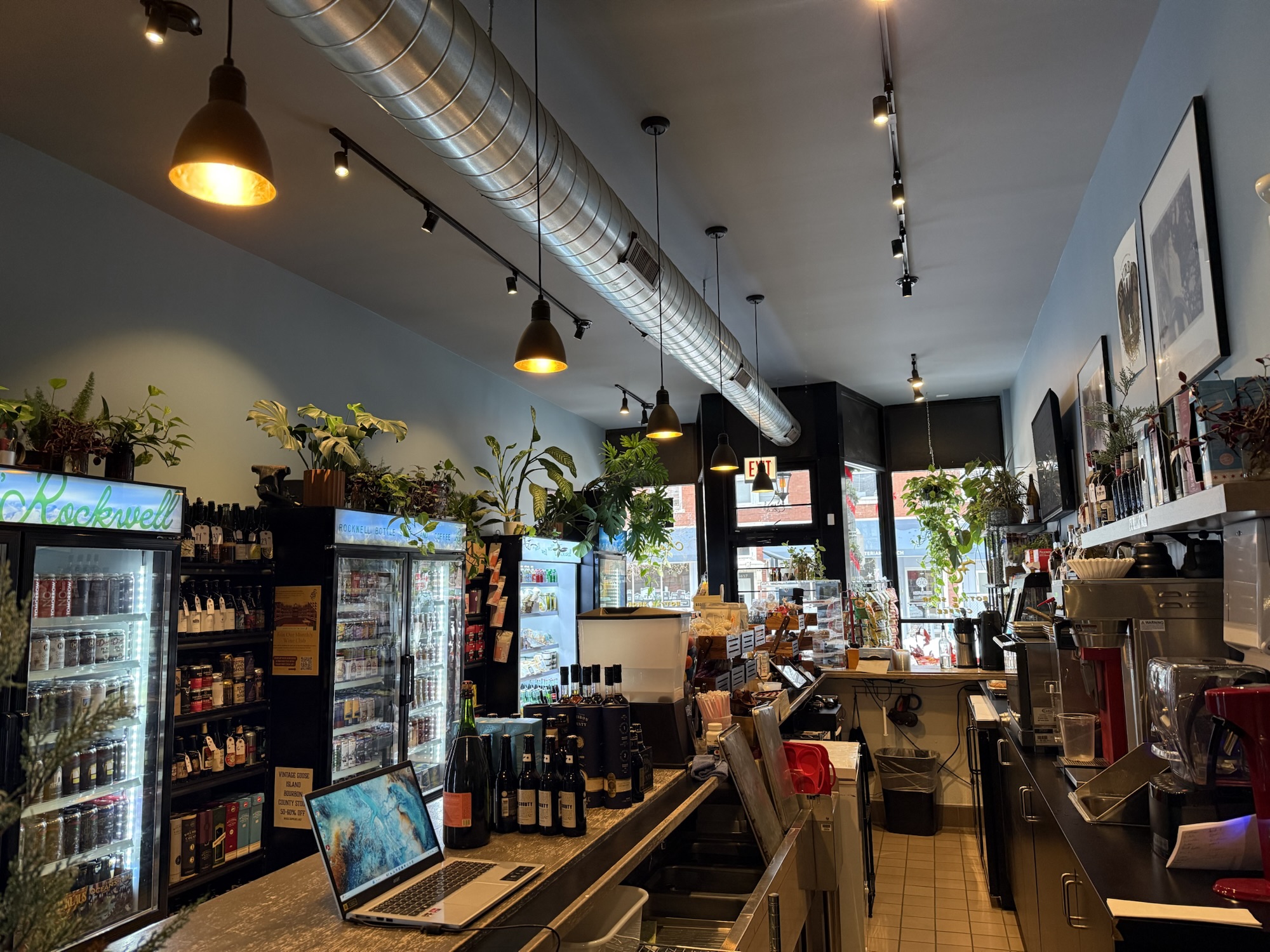 Standing Tall in 2025: What Coffee Shops Represent in a Changing Coffee World